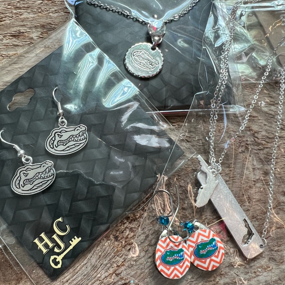 Florida Gators necklace, UF gators earrings, Florida Gators bracelet, UF jewelry